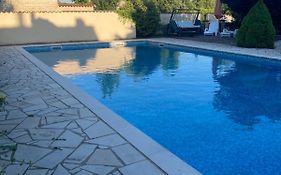 Hotel Karina