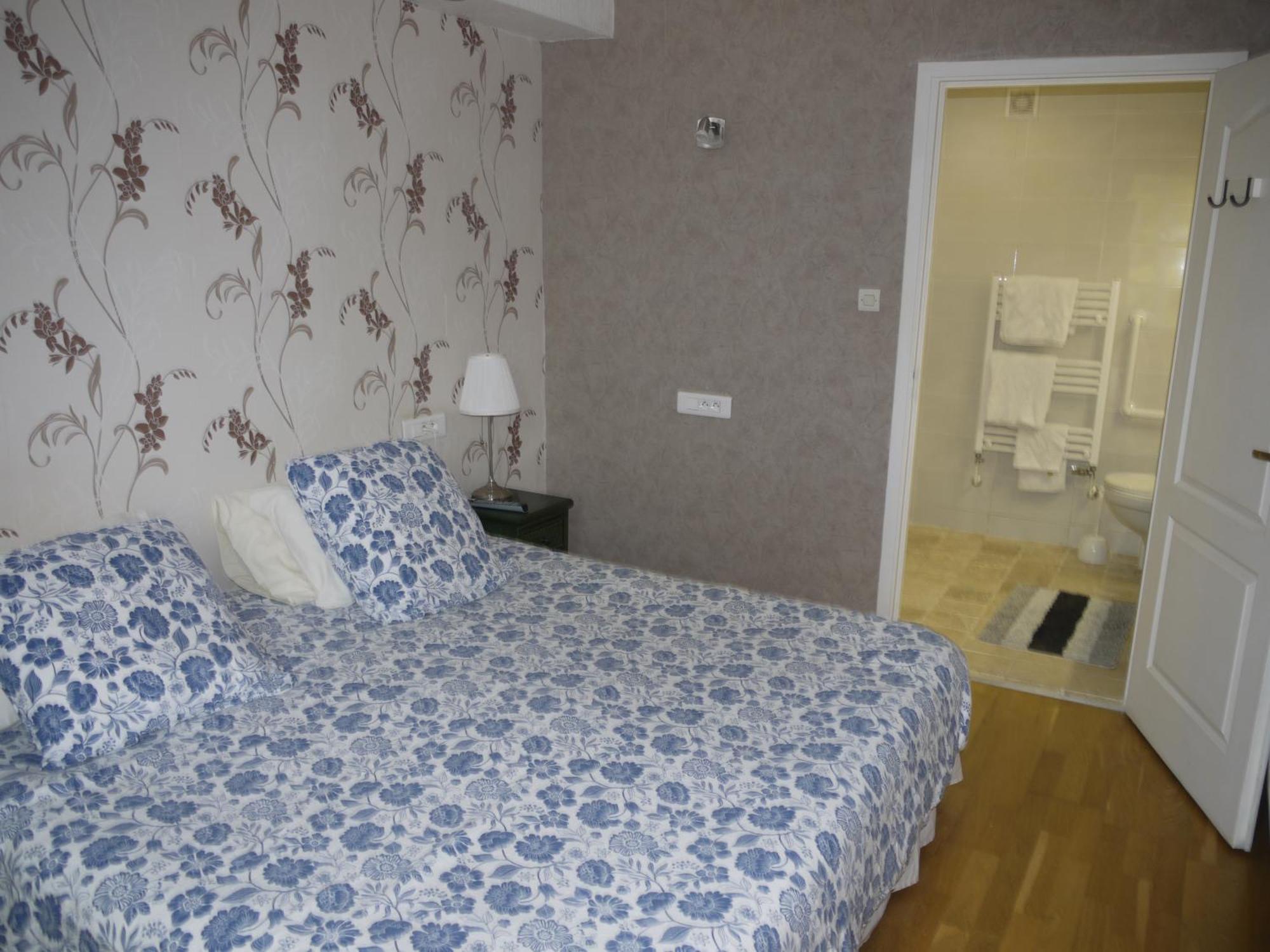 Hotel Karina Jarnac Extérieur photo